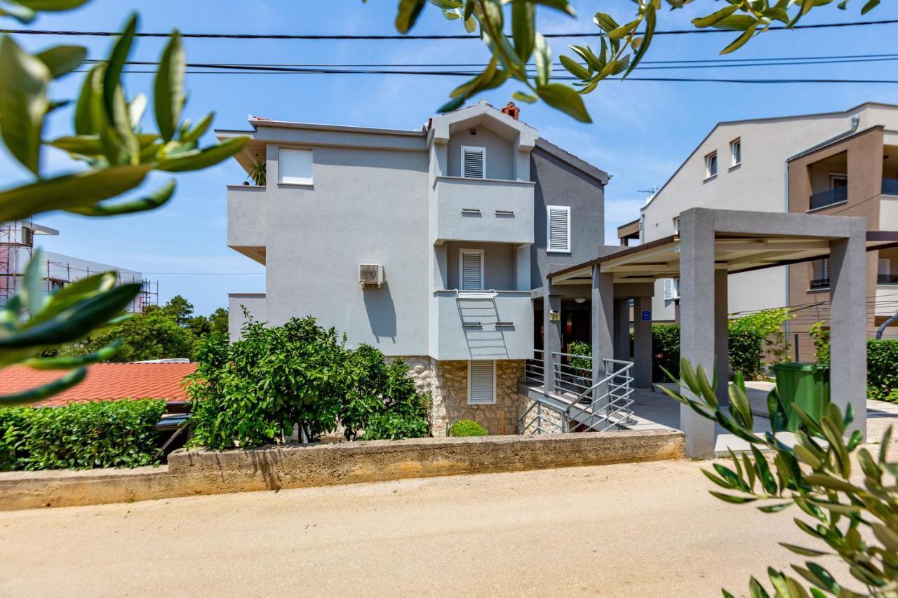 Katina Apartment With Private Pool Apartment *
