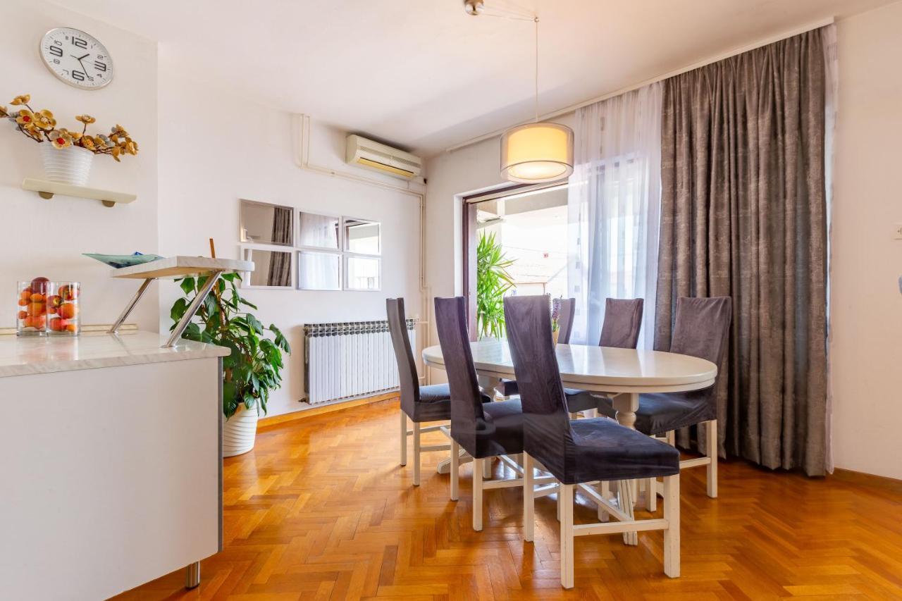 Apartment Katina Apartment With Private Pool Zadar
